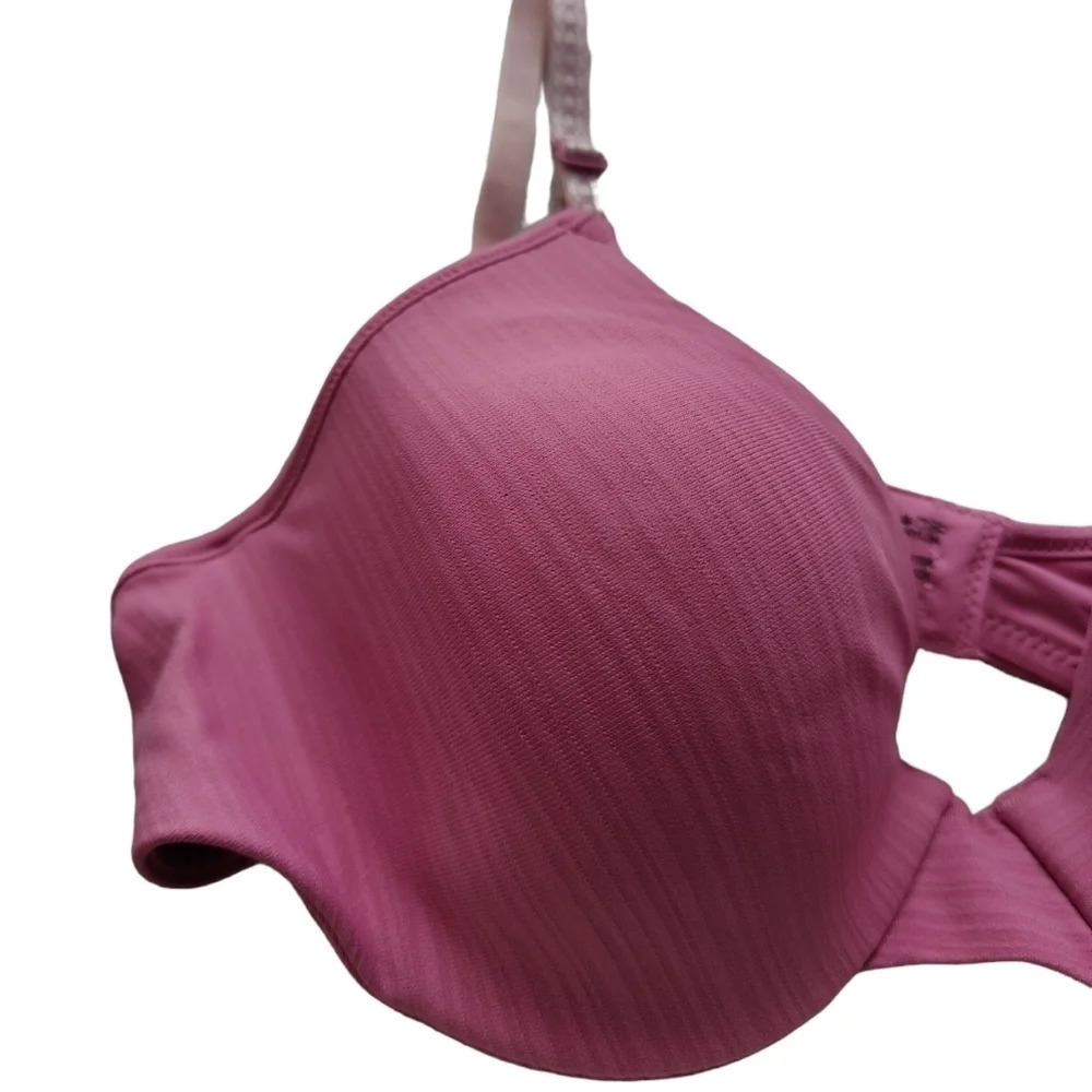 Barely There 36B T-shirt Bra 2 Pack NWT 😍 - Picture 8 of 15